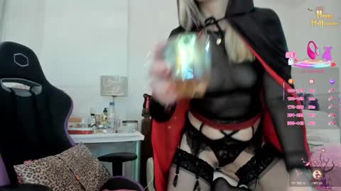 Snapshot of dulcejulia chatting on October 2025 09:15:02 PM Sweetnina online show from October 2025 09:15:02 PM