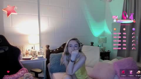 Snapshot of dulcejulia chatting on November 2025 11:07:02 PM Sweetnina online show from November 2025 11:07:02 PM