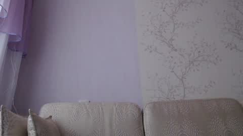 dulcieheath online show from February 2025 01:06:01 PM