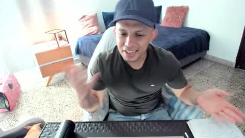 Snapshot of durojall chatting on March 2026 08:35:02 PM Hander online show from March 2026 08:35:02 PM