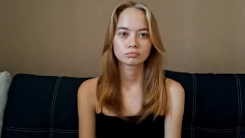 Alisa online show from October 2025 11:08:02 AM