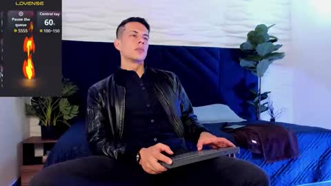 Dustin Sonne online show from October 2025 04:25:02 AM