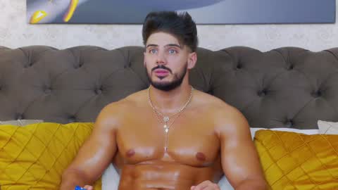 Snapshot of dustinkeent chatting on January 2025 11:06:01 PM Dustin online show from January 2025 11:06:01 PM