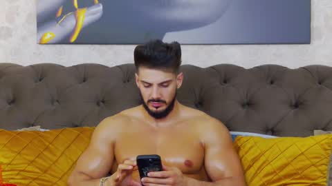 Snapshot of dustinkeent chatting on February 2025 10:59:01 PM Dustin online show from February 2025 10:59:01 PM