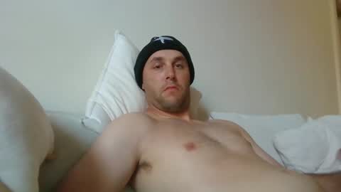 Snapshot of dustyroy09 chatting on December 2024 05:20:02 AM dustyroy09 online show from December 2024 05:20:02 AM