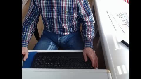 dutchpornking2 online show from March 2025 12:32:02 PM