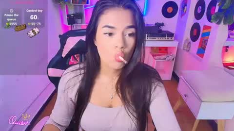 Snapshot of duulce_mia chatting on July 2026 11:13:02 AM duulce_mia online show from July 2026 11:13:02 AM