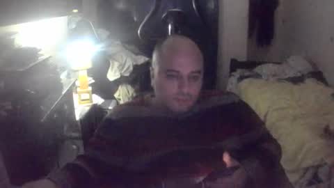 Ivan online show from November 2025 07:03:01 PM