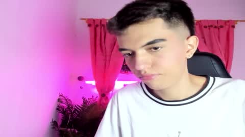 Snapshot of dylan_2005 chatting on September 2025 11:24:01 AM Dylan online show from September 2025 11:24:01 AM