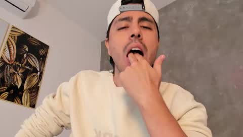 Dylan online show from December 2025 11:28:02 AM