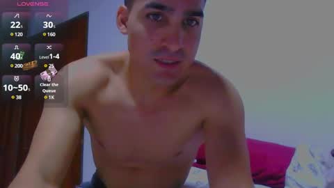 Snapshot of dylan_gray_ chatting on February 2025 02:05:02 AM dylan online show from February 2025 02:05:02 AM