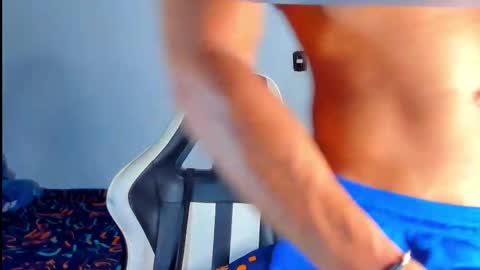 Dylan online show from December 2025 03:07:01 PM