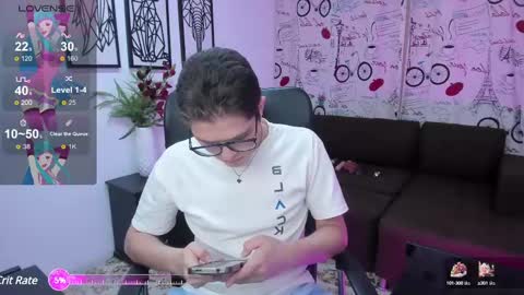 Snapshot of dylan_rossee chatting on February 2025 01:38:01 PM DYLAN online show from February 2025 01:38:01 PM