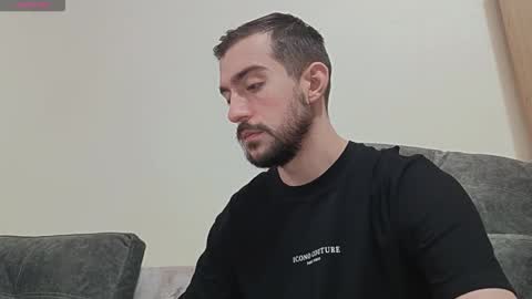 Dylan online show from October 2025 06:41:02 AM