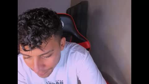 yohe online show from December 2025 11:00:02 PM