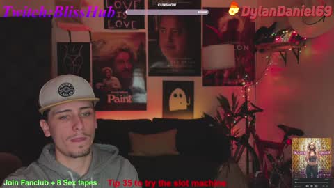 Snapshot of dylandaniel69 chatting on January 2025 02:00:02 AM Dylan Daniel 7.8 online show from January 2025 02:00:02 AM