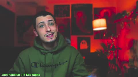 Snapshot of dylandaniel69 chatting on February 2025 06:08:01 AM Dylan Daniel 7.8 online show from February 2025 06:08:01 AM