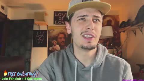 Snapshot of dylandaniel69 chatting on February 2025 08:44:01 PM Dylan Daniel 7.8 online show from February 2025 08:44:01 PM