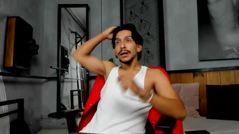 Snapshot of dylanrays chatting on November 2025 07:12:02 PM DylanRays online show from November 2025 07:12:02 PM