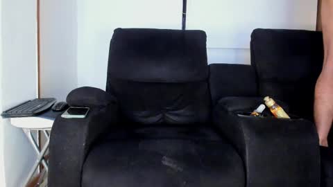 Snapshot of dylanstrong_ chatting on March 2025 04:19:01 AM Dylann and Willy online show from March 2025 04:19:01 AM