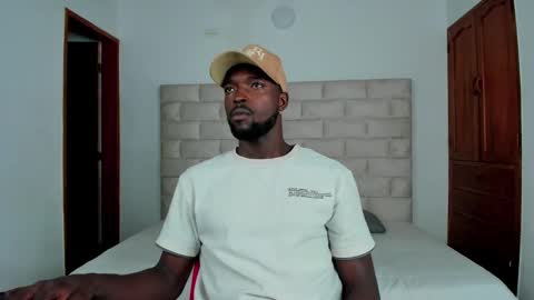 Dylan Taylor online show from November 2025 12:38:02 PM