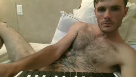 Snapshot of dylp400 chatting on January 2025 12:13:01 AM dylp400 online show from January 2025 12:13:01 AM