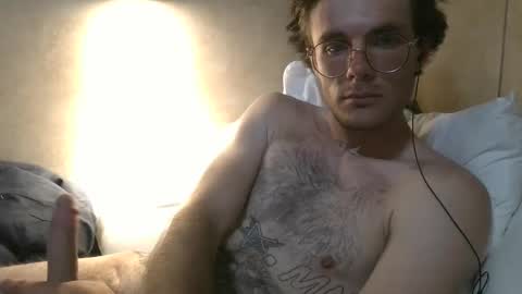 Snapshot of dylp400 chatting on March 2025 10:02:02 AM dylp400 online show from March 2025 10:02:02 AM