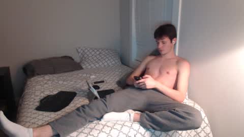 Snapshot of ealexk chatting on January 2025 04:02:01 AM Alex online show from January 2025 04:02:01 AM