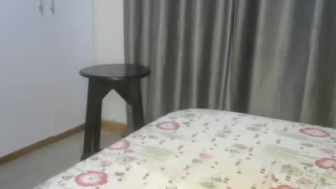 east_queen online show from January 2025 03:24:02 AM