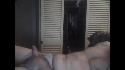 Snapshot of easye4015 chatting on February 2025 08:50:01 AM Easye online show from February 2025 08:50:01 AM