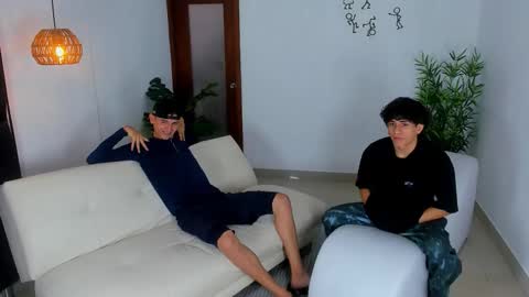 Snapshot of eber_gonzalez chatting on January 2026 07:26:01 PM Boys Prado Vikingo and Girl online show from January 2026 07:26:01 PM