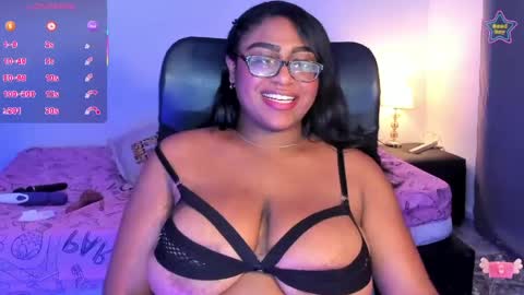 Snapshot of ebony__queen2 chatting on April 2026 02:51:02 AM ebony__queen2 online show from April 2026 02:51:02 AM
