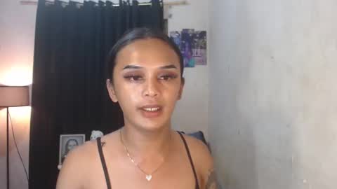 Snapshot of ebony_enchantress chatting on February 2025 02:39:02 AM BEA DONT FORGET TO FOLLOW ME online show from February 2025 02:39:02 AM