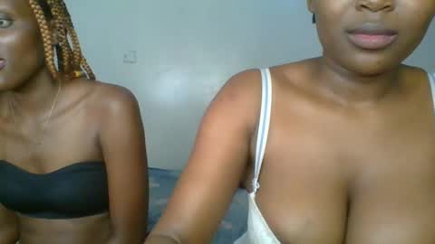 ebony_meeky online show from September 2025 02:44:02 AM