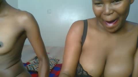 ebony_meeky online show from September 2025 06:19:02 PM