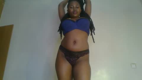 ebony_meeky online show from September 2025 05:18:01 PM