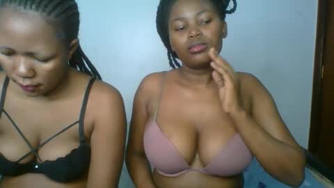 ebony_meeky online show from October 2025 05:12:02 PM