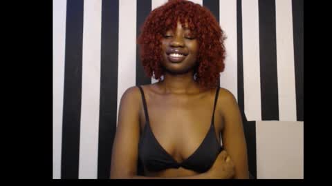 Ella online show from October 2025 12:39:02 AM