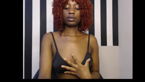 Ella online show from October 2025 12:59:01 PM