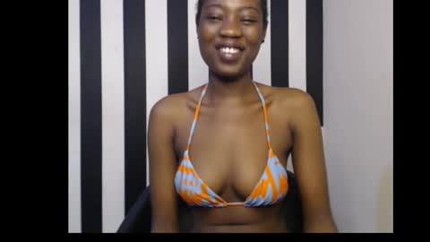 Ella online show from October 2025 09:32:02 AM