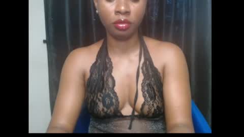 Snapshot of ebony_queenx chatting on June 2026 08:08:01 AM Queen online show from June 2026 08:08:01 AM