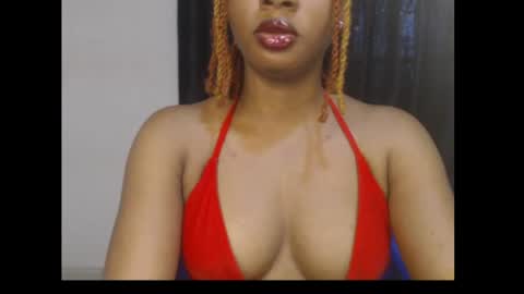 Snapshot of ebony_queenx chatting on July 2026 08:10:01 AM Queen online show from July 2026 08:10:01 AM