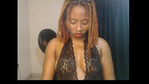 Snapshot of ebony_queenx chatting on July 2026 07:26:02 AM Queen online show from July 2026 07:26:02 AM