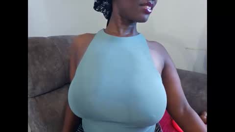 Snapshot of ebonycandymelani chatting on October 2025 12:24:01 PM Ebony Melanie online show from October 2025 12:24:01 PM