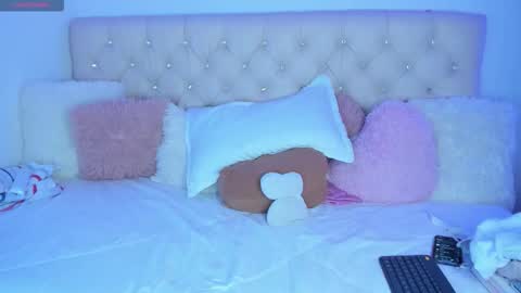 Queen Ebony online show from October 2025 11:18:02 PM