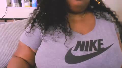 Snapshot of ebonygoddesskira chatting on January 2025 10:11:02 PM  Ebony Goddess Kira  online show from January 2025 10:11:02 PM
