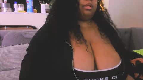 Snapshot of ebonygoddesskira chatting on January 2025 04:16:02 PM  Ebony Goddess Kira  online show from January 2025 04:16:02 PM