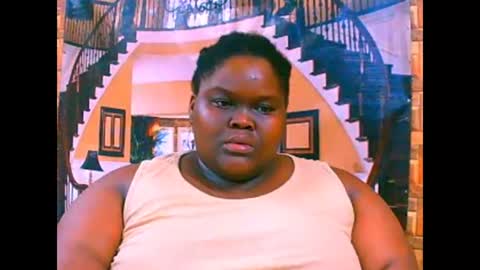 ebonyhotbuns4u2luv online show from January 2026 06:53:02 PM