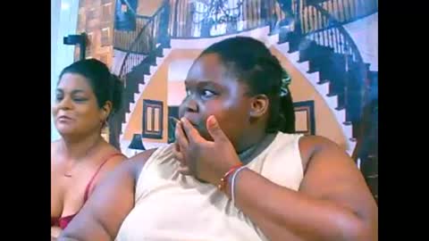 ebonyhotbuns4u2luv online show from January 2026 10:17:01 AM