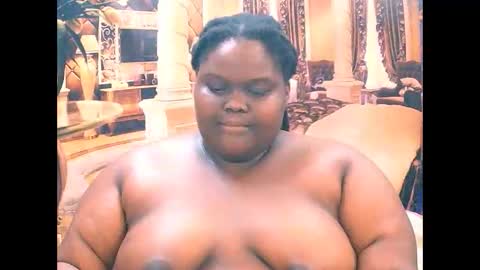 ebonyhotbuns4u2luv online show from January 2026 12:10:02 PM